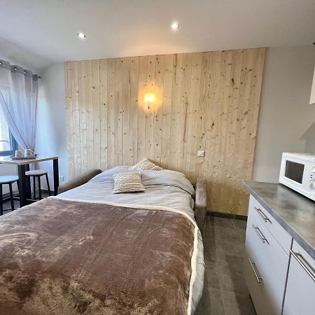 Appart Hotel Cozy Proche Centre, Parking Монбельяр Екстер'єр фото